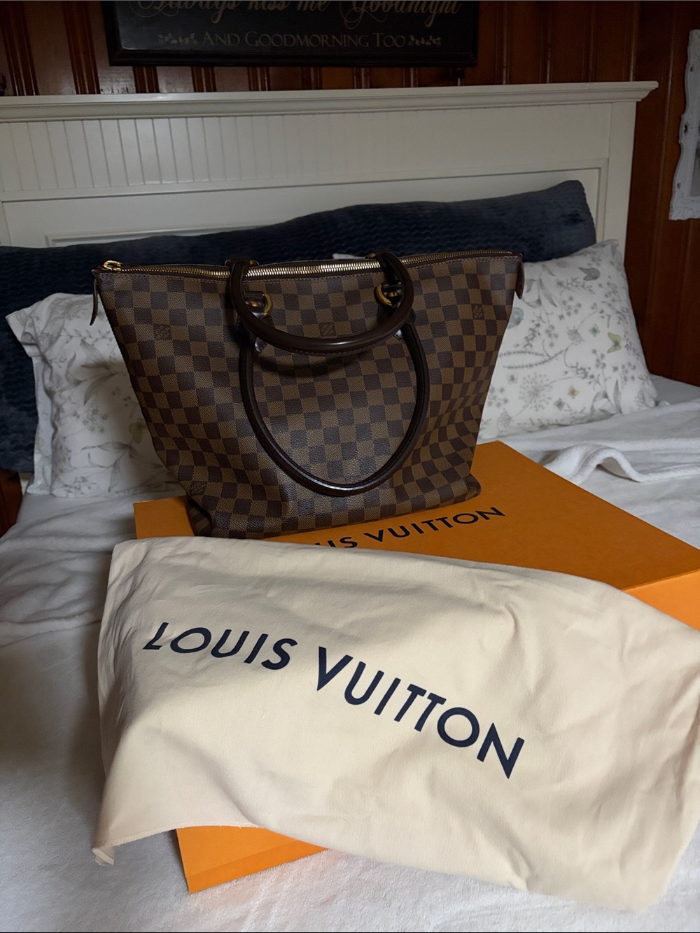 Louis Vuitton Saleya MM